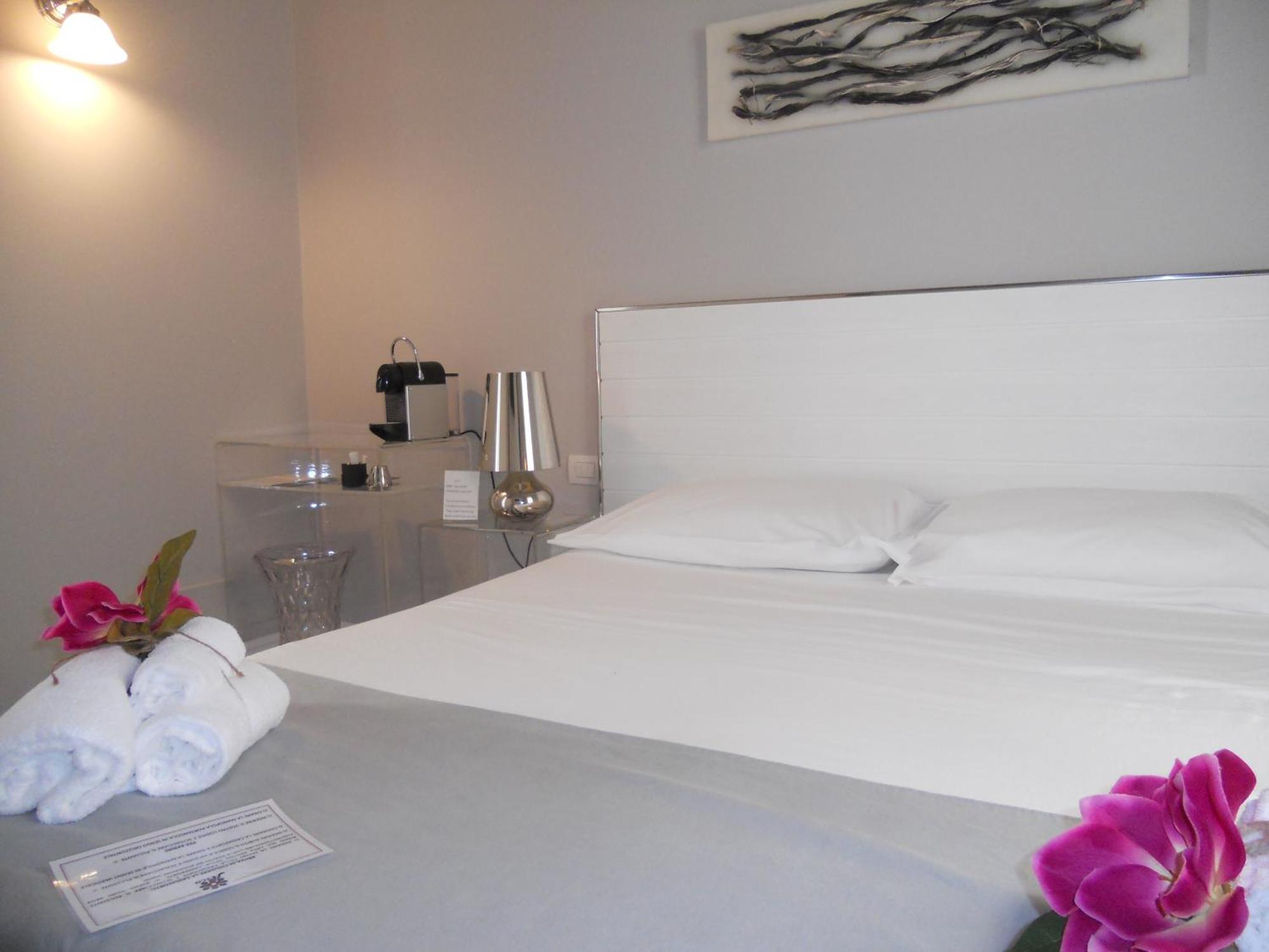 Arco' B&B Trani Cattedrale חדר תמונה