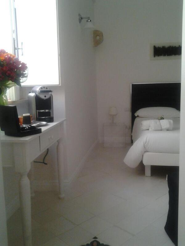 Arco' B&B Trani Cattedrale חדר תמונה